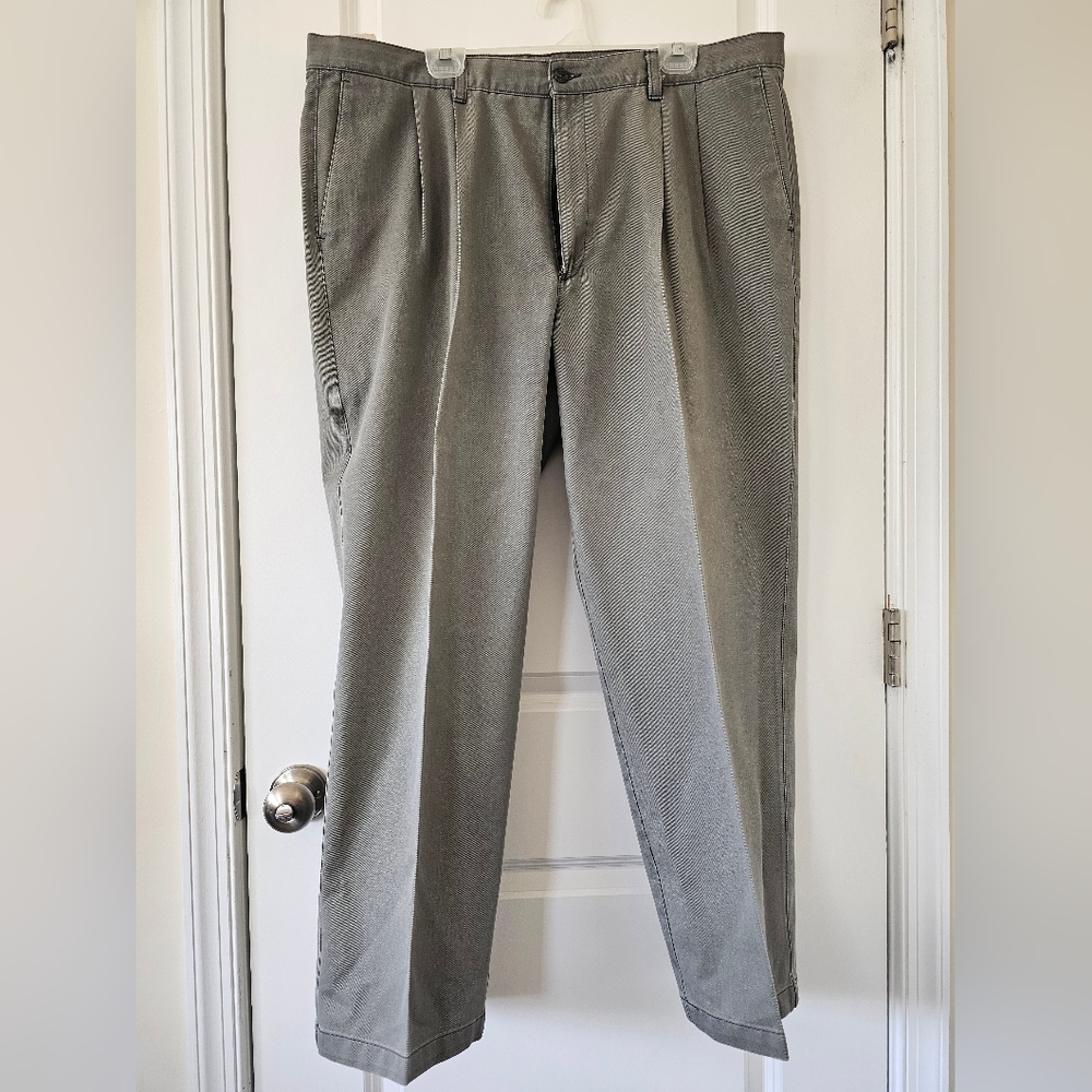 Men's Gray Dockers